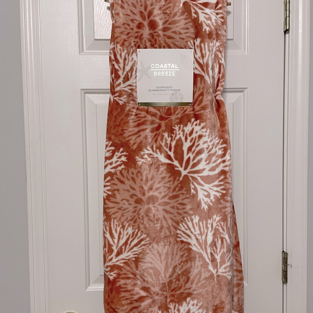 Coastal breeze throw blanket